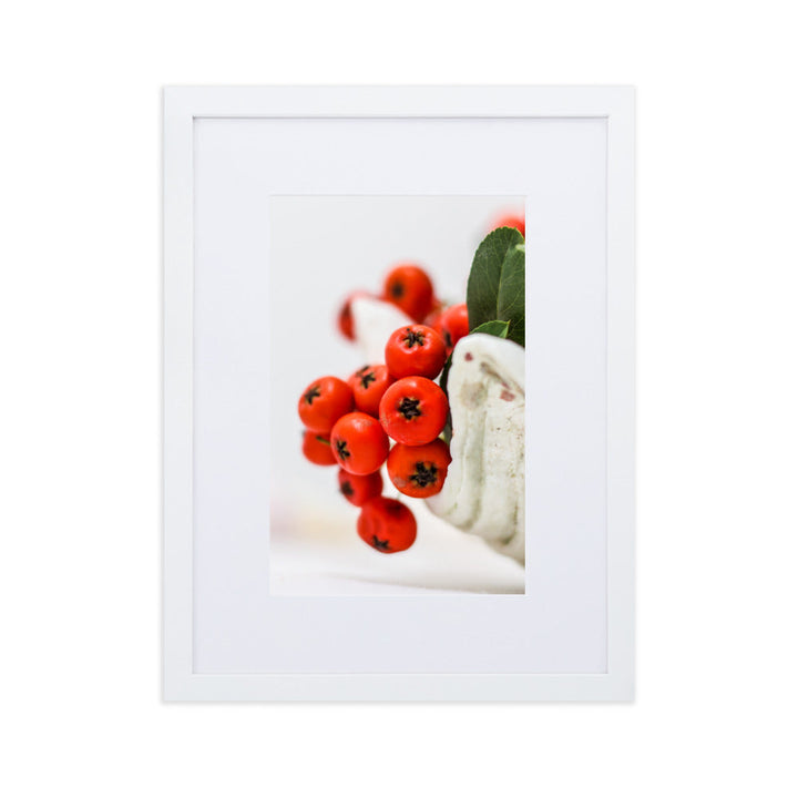 Poster mit Passepartout - Red Berries Weiß / 30×40 cm artlia