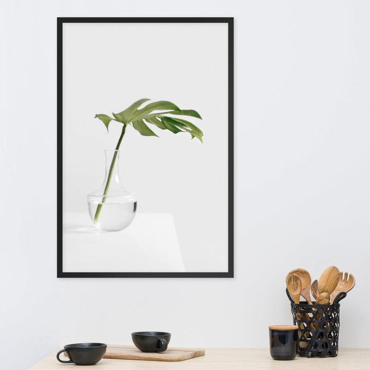 Palm in Vase - Poster im Rahmen artlia