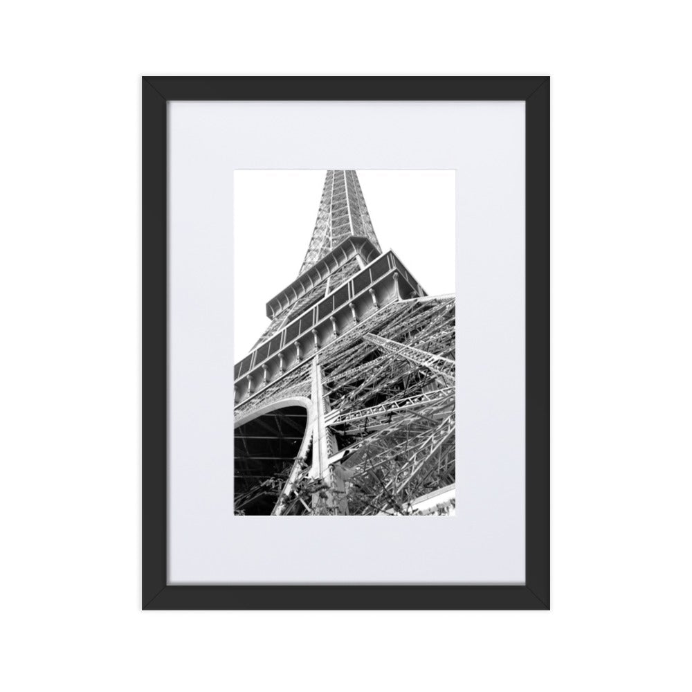 Paris Eiffel Tower - Poster im Rahmen mit Passepartout Schwarz / 30×40 cm artlia