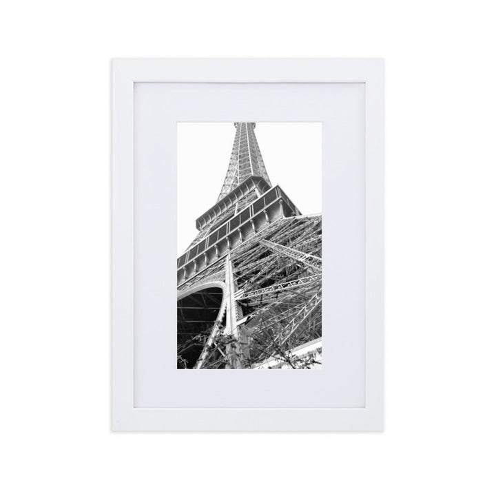 Paris Eiffel Tower - Poster im Rahmen mit Passepartout Weiß / 21×30 cm artlia