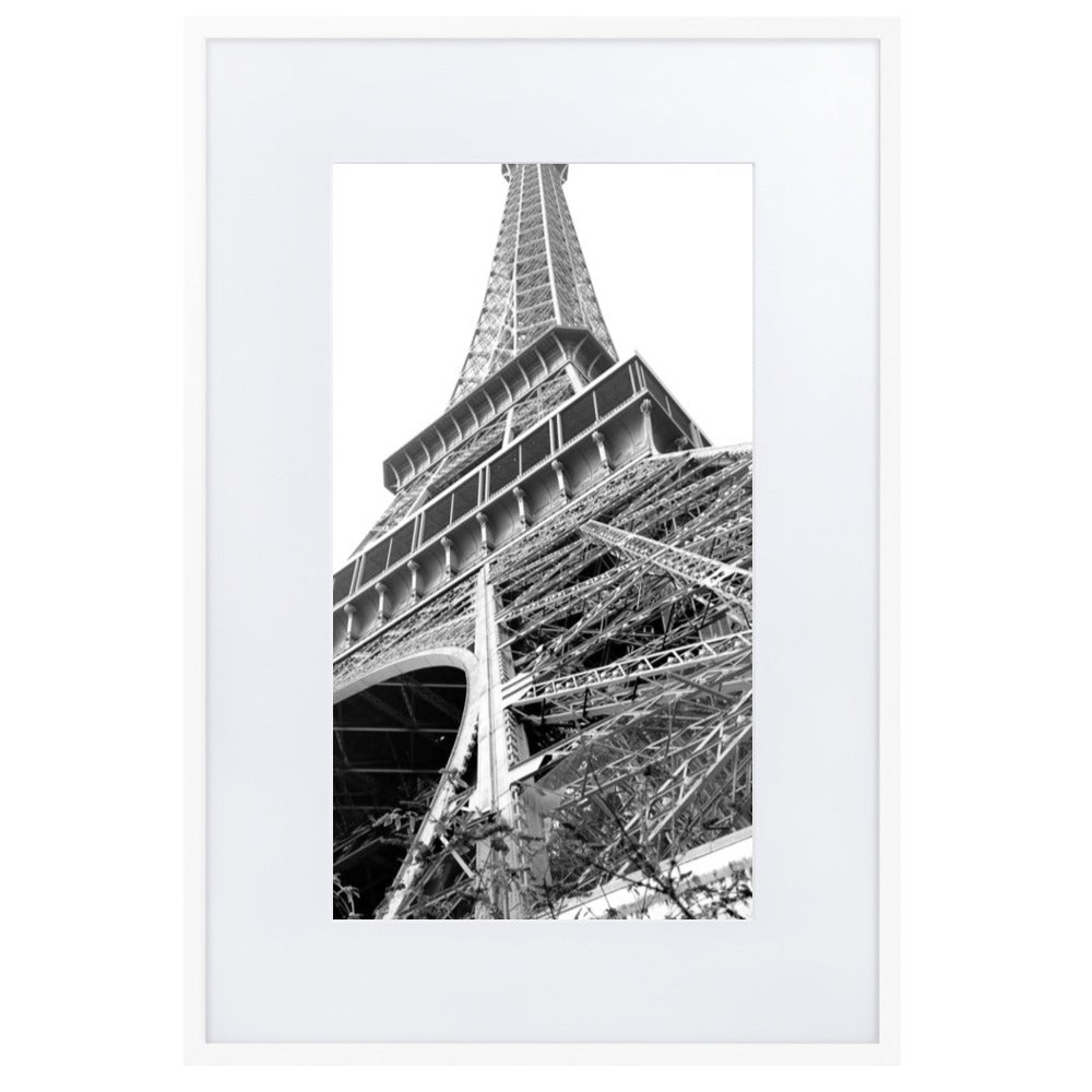 Paris Eiffel Tower - Poster im Rahmen mit Passepartout Weiß / 61×91 cm artlia