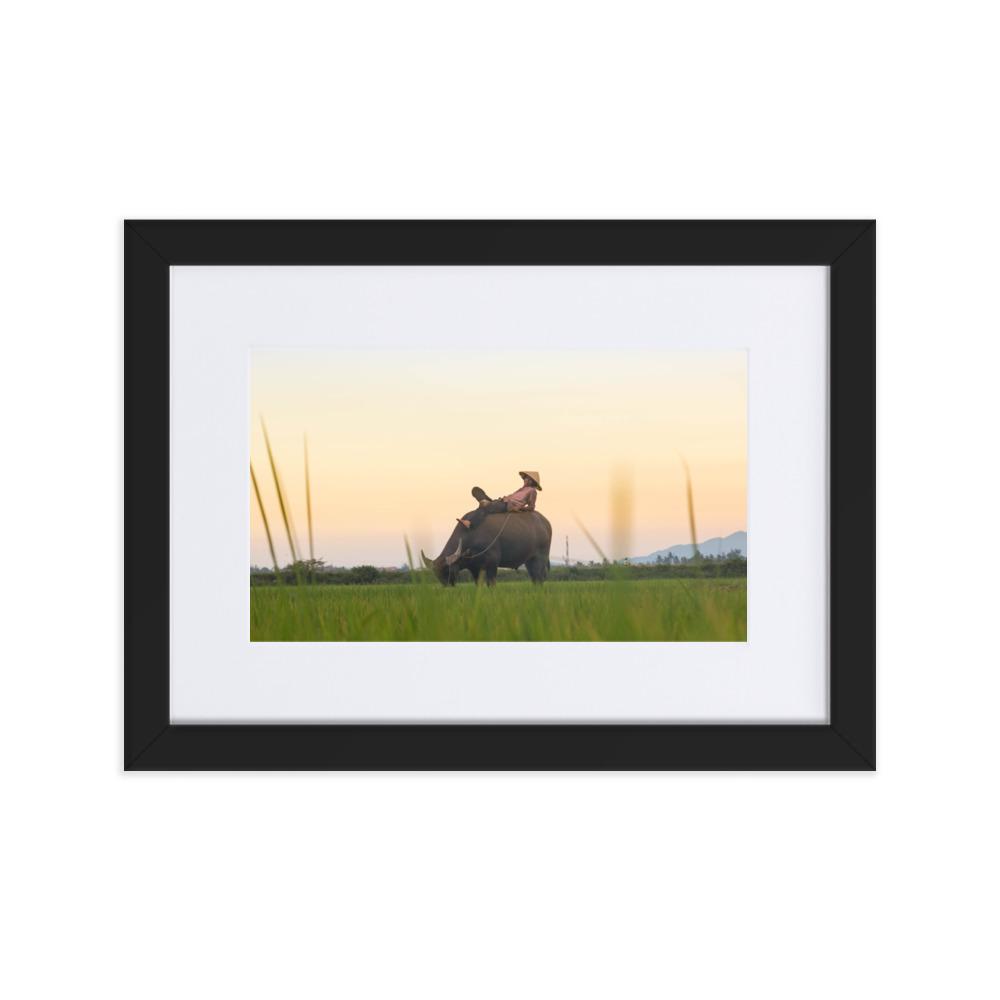 Peaceful Evening - Poster im Rahmen mit Passepartout Schwarz / 21×30 cm artlia