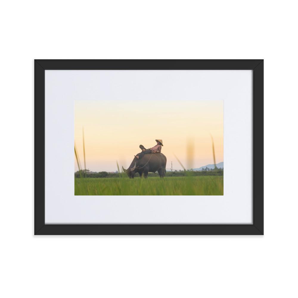 Peaceful Evening - Poster im Rahmen mit Passepartout Schwarz / 30×40 cm artlia