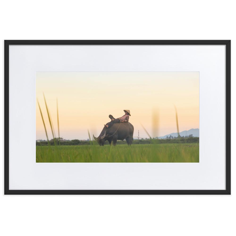 Peaceful Evening - Poster im Rahmen mit Passepartout Schwarz / 61×91 cm artlia