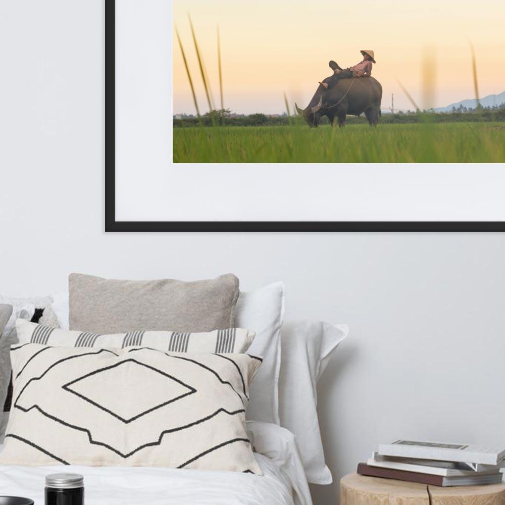 Peaceful Evening - Poster im Rahmen mit Passepartout artlia
