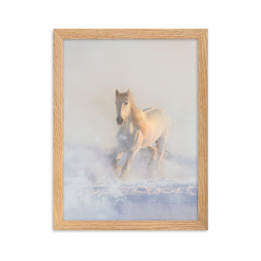 Pferd im Schnee - Poster im Rahmen Oak / 30×40 cm artlia