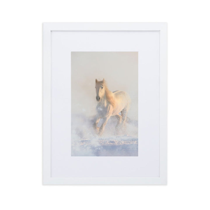 Pferd im Schnee - Poster im Rahmen mit Passepartout Weiß / 30×40 cm artlia