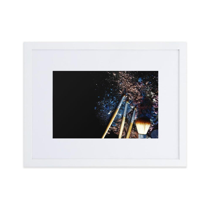 Pinsel auf schwarzem Hintergrund - Poster im Rahmen mit Passepartout weiß / 30×40 cm artlia