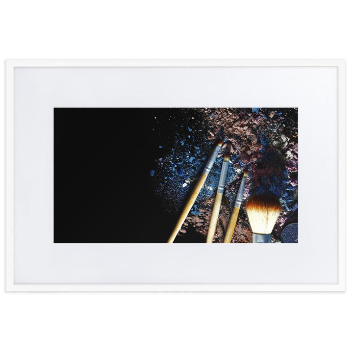 Pinsel auf schwarzem Hintergrund - Poster im Rahmen mit Passepartout weiß / 61×91 cm artlia
