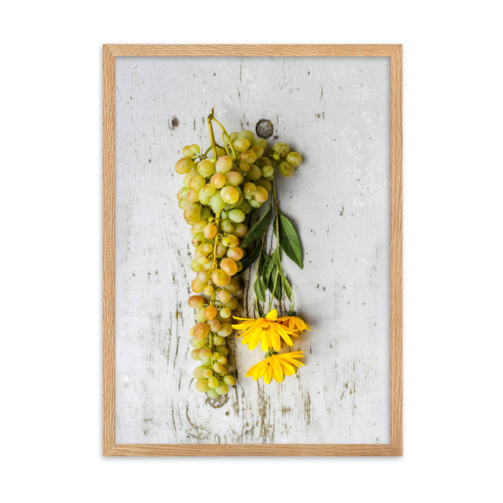 Poster mit Rahmen - Weintrauben und Blumen Oak / 50×70 cm artlia