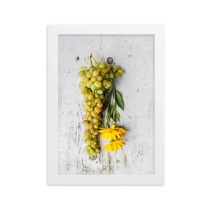 Poster mit Rahmen - Weintrauben und Blumen Weiß / 21×30 cm artlia