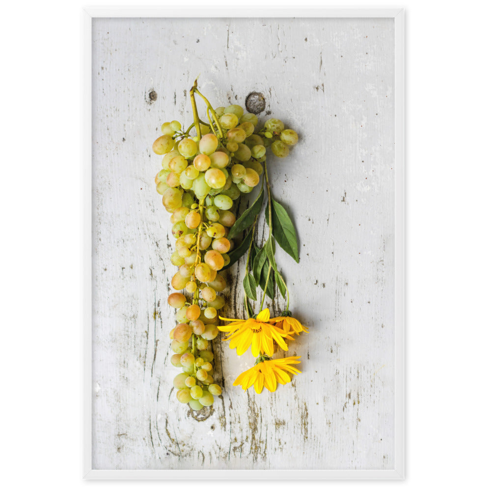 Poster mit Rahmen - Weintrauben und Blumen Weiß / 61×91 cm artlia