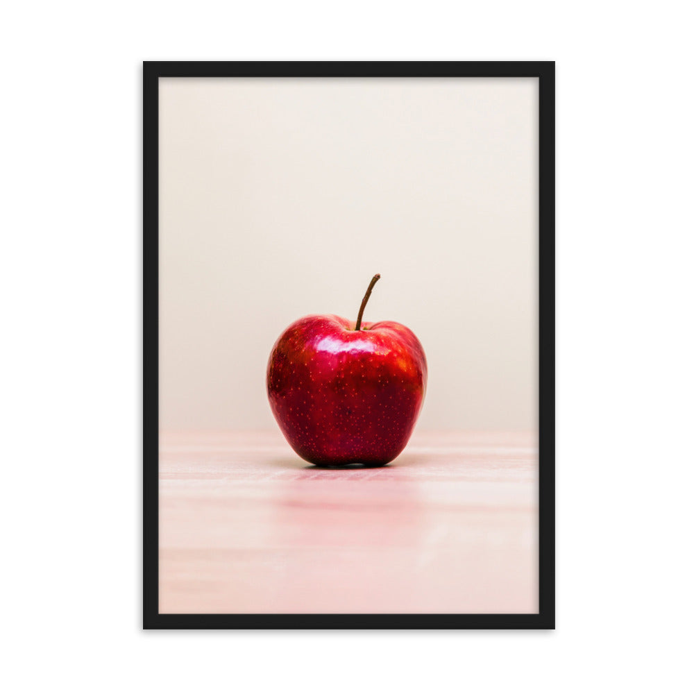 Red Apple - Poster im Rahmen Schwarz / 50×70 cm artlia